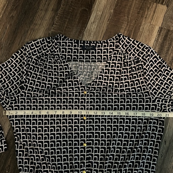 Navy & White Romper - Picture 2 of 5